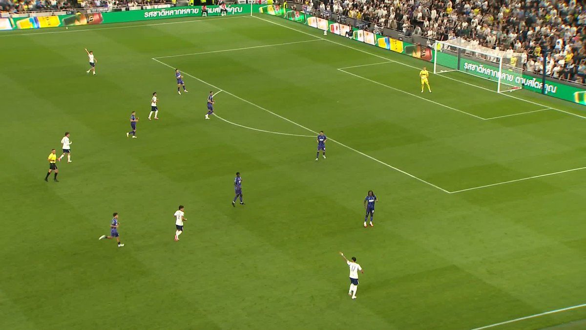 Savinho right before scoring solo goal