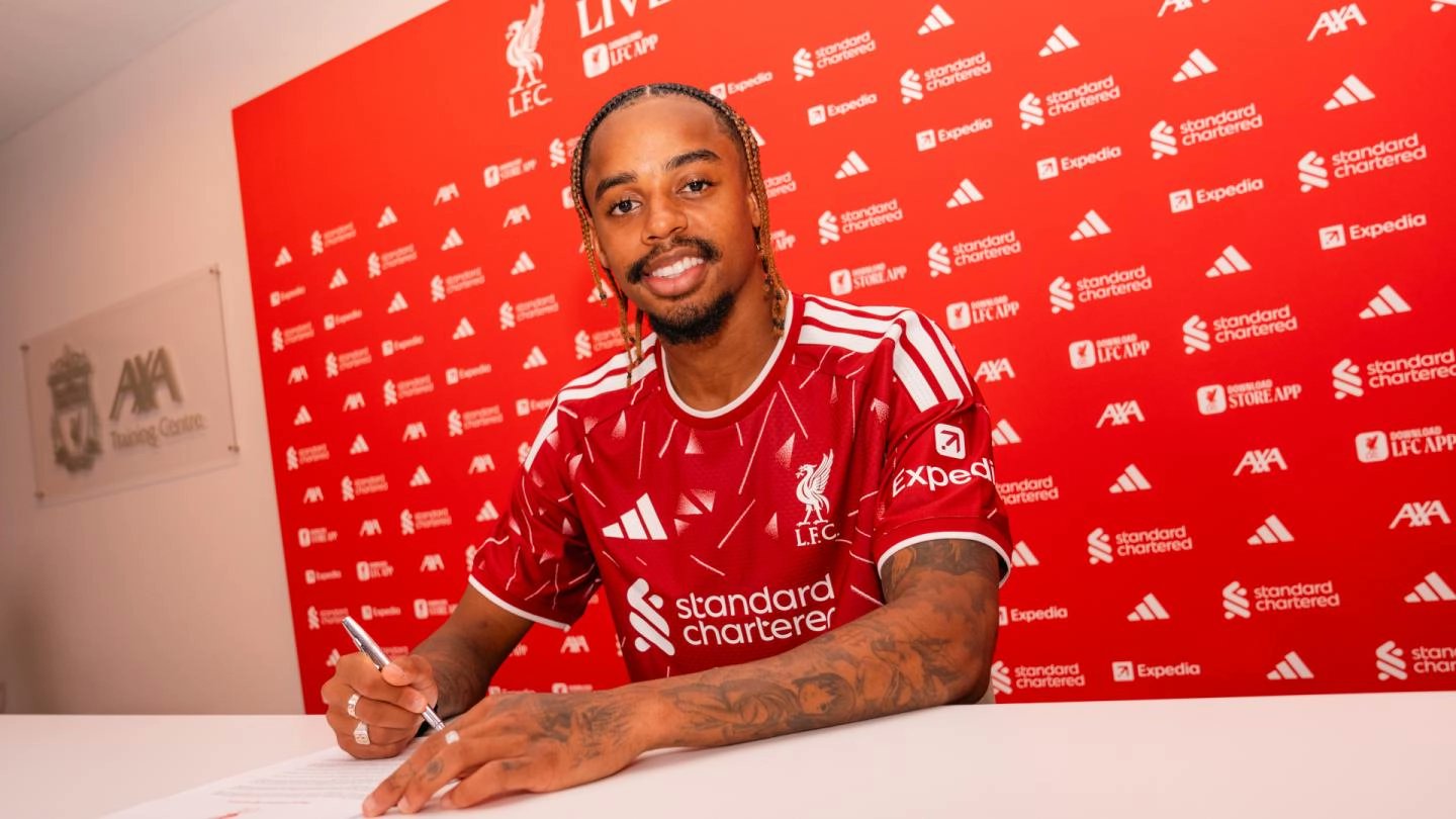 Bradley Barcola signs for Liverpool.