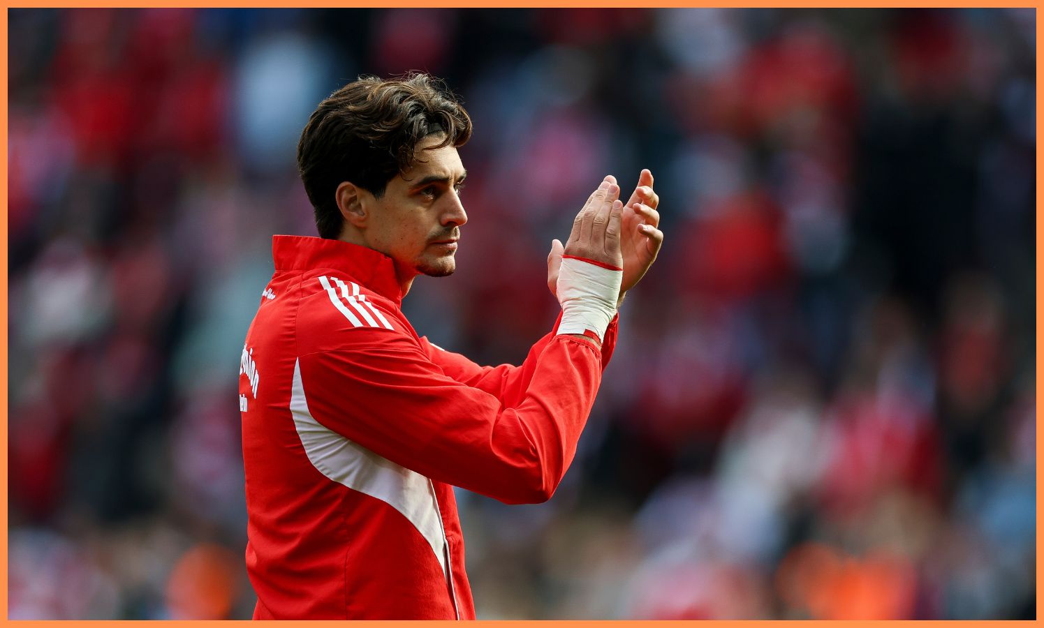 Diogo Leite says goodbye to the Union fans. (Photo by Maja Hitij/Getty Images)