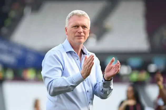 David Moyes applauding the fans