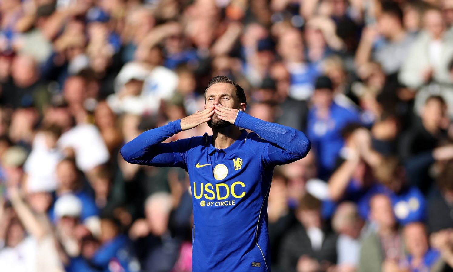 Jordan Henderson celebrates his goal for Chelsea