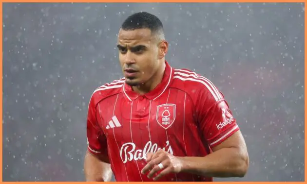 Murillo playing in the rain.