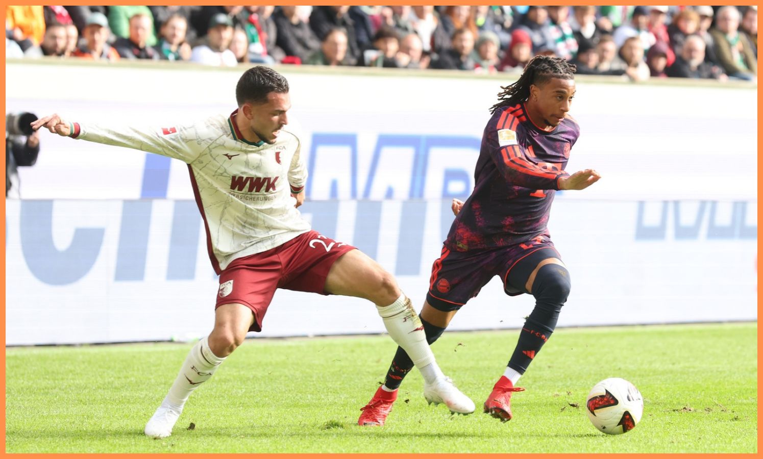 Michael Olise in action for Bayern Munich