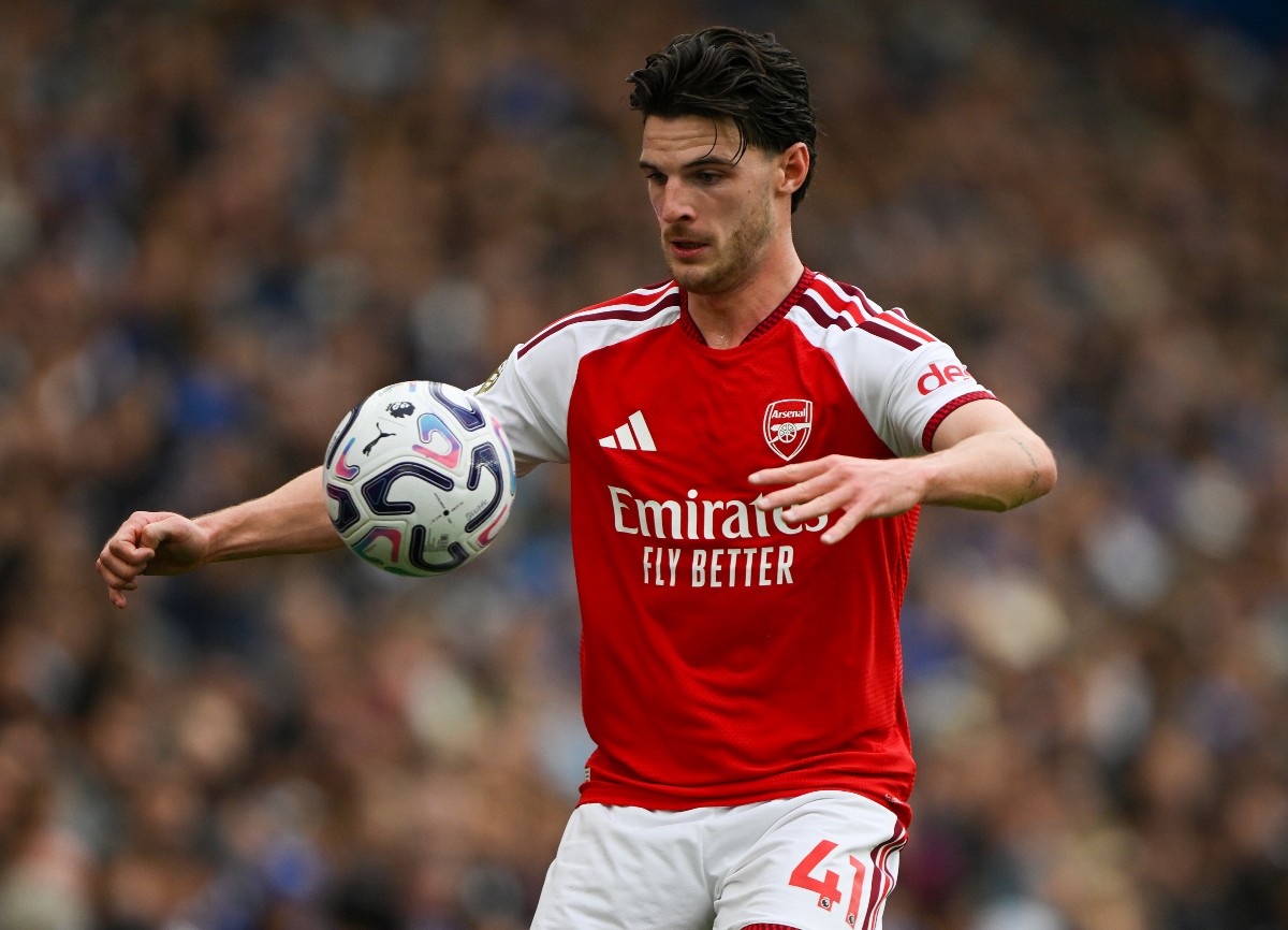 Declan Rice é titular do Arsenal contra o Brighton