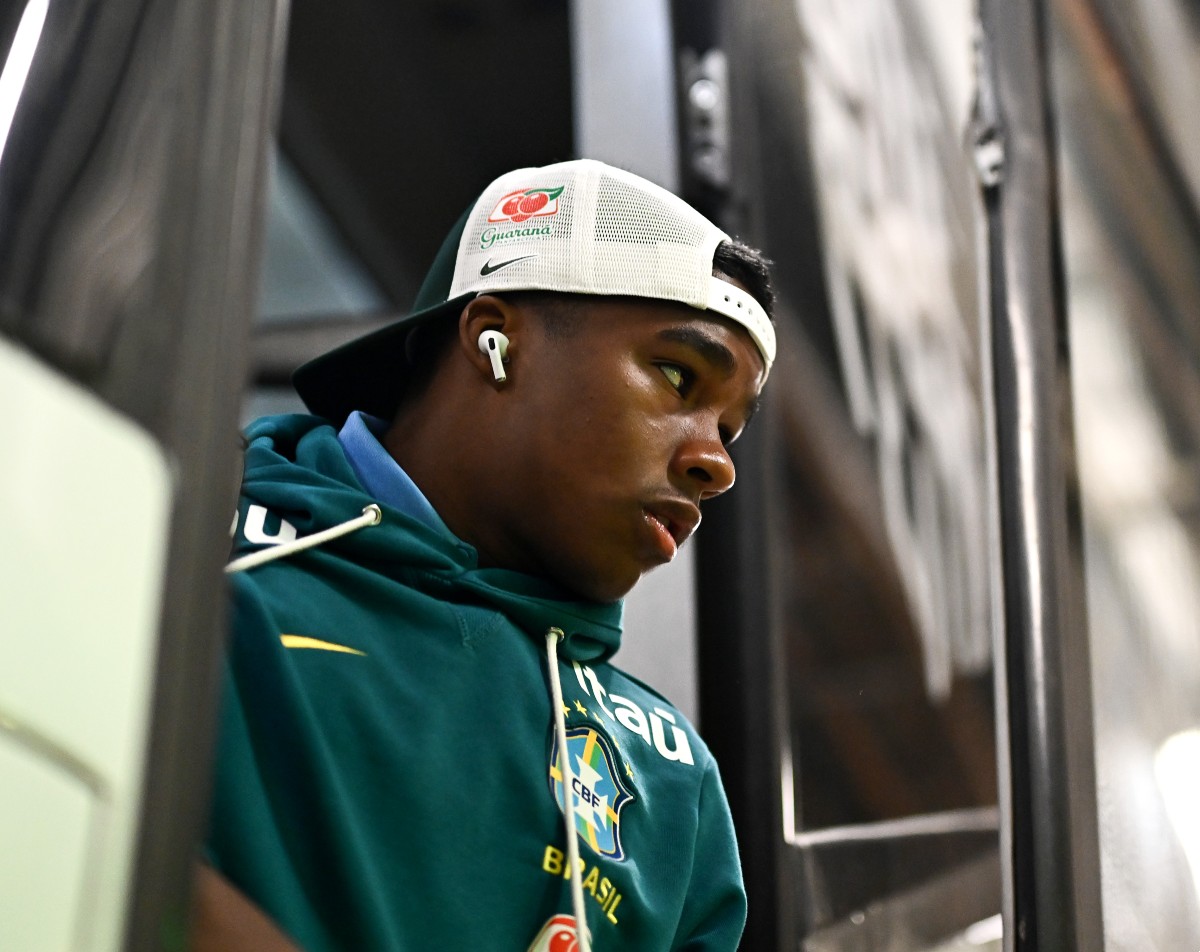 Endric no ônibus do Brasil
