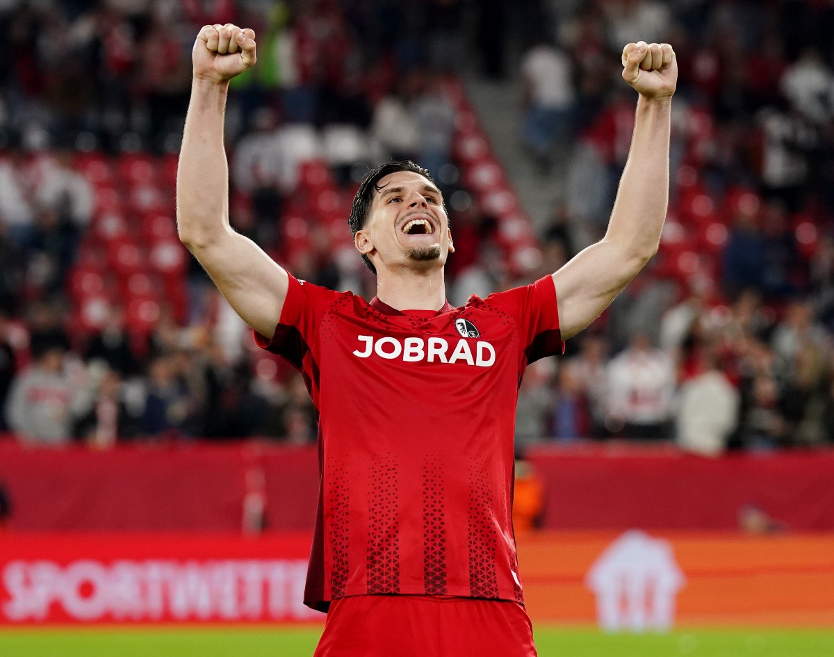 Igor Matanovic celebrates a goal for Freiburg