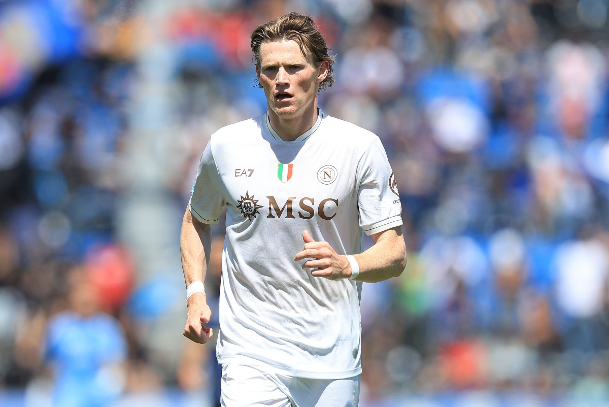 Napoli midfielder Scott McTominay in action