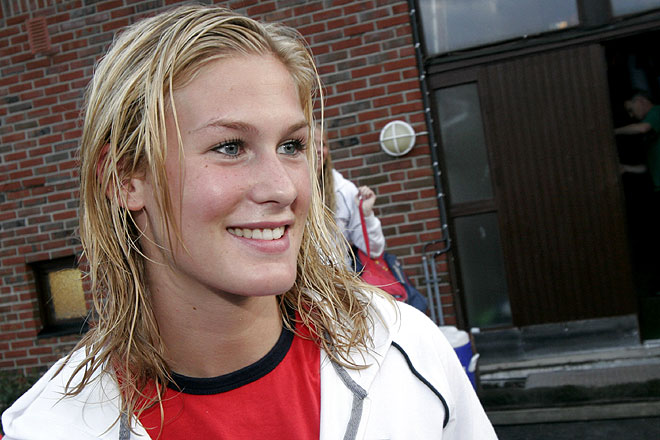 Top 19 Sexiest Female Footballers At The 2011 Womens World Cup Caughtoffside 7389