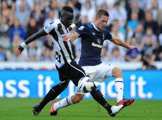 Tiote Newcastle United Tottenham