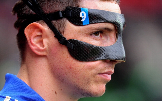 Chelsea Striker Fernando Torres Could Go On Wearing Mask If It Helps Him Score | CaughtOffside