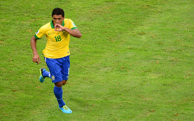 Paulinho Tottenham