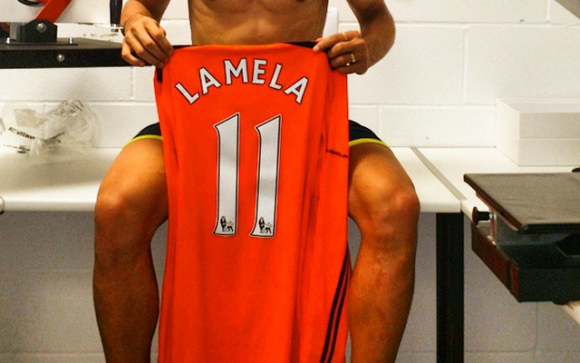Erik Lamela, Tottenham goalkeeper shirt 2013-14