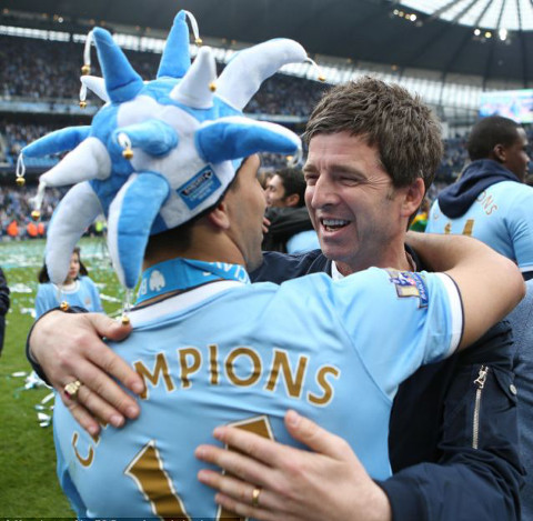  Noel Gallagher left “covered in blood” after being headbutted by Manchester City star’s dad