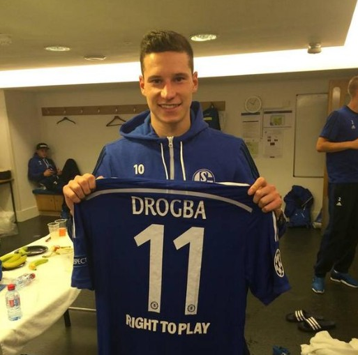 Image) German Wonderkid Gets Didier Drogba's Chelsea Shirt