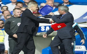 Wenger v Mourinho Fight Meme 4