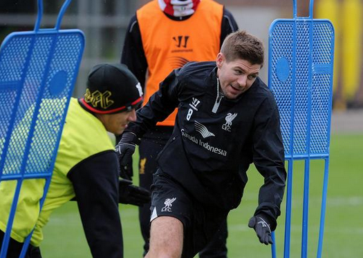 Steven Gerrard & Philippe Coutinho in Liverpool training