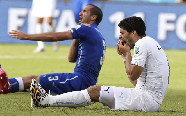 Suarez Chiellini