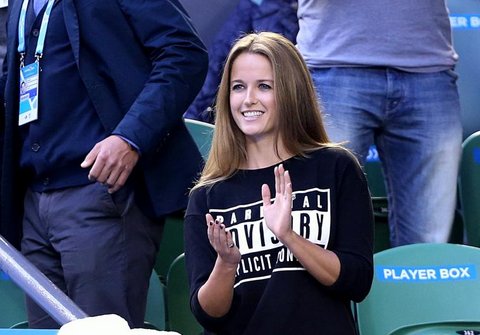 Kim Sears wears Explicit Content T-shirt for Andy Murray's