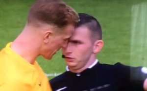 Michael Oliver - Joe Hart2