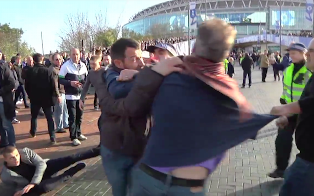 Video) Tottenham Chelsea Fans Fight Pre-Capital One Cup Final |