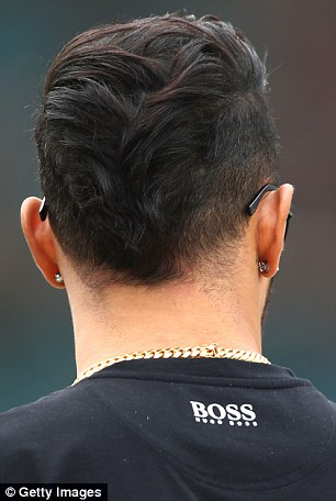 Lewis Hamilton haircut
