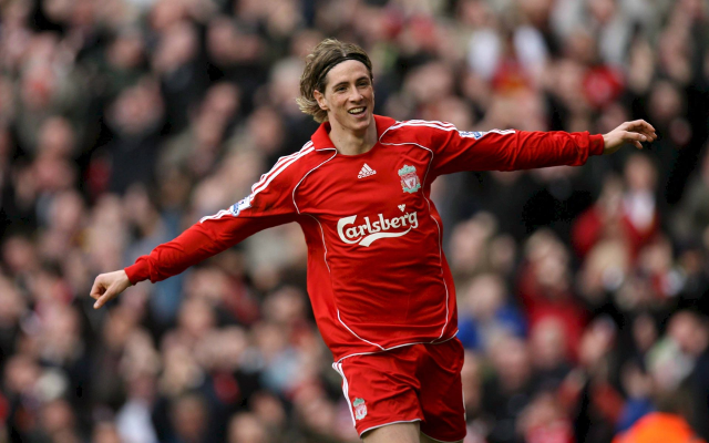 Liverpool Hero Fernando Torres Waves Goodbye To Melwood