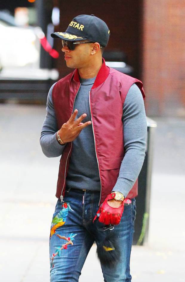 Memphis Depay Fashion Clothes 