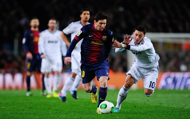 Mesut Ozil compared to Lionel Messi by Barcelona stopper