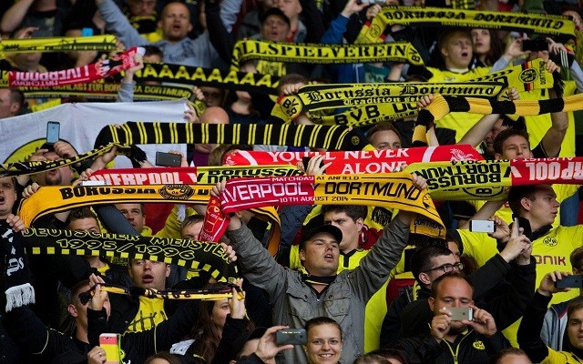 Video Liverpool Dortmund Fans Epic Pre Match Ynwa Chant