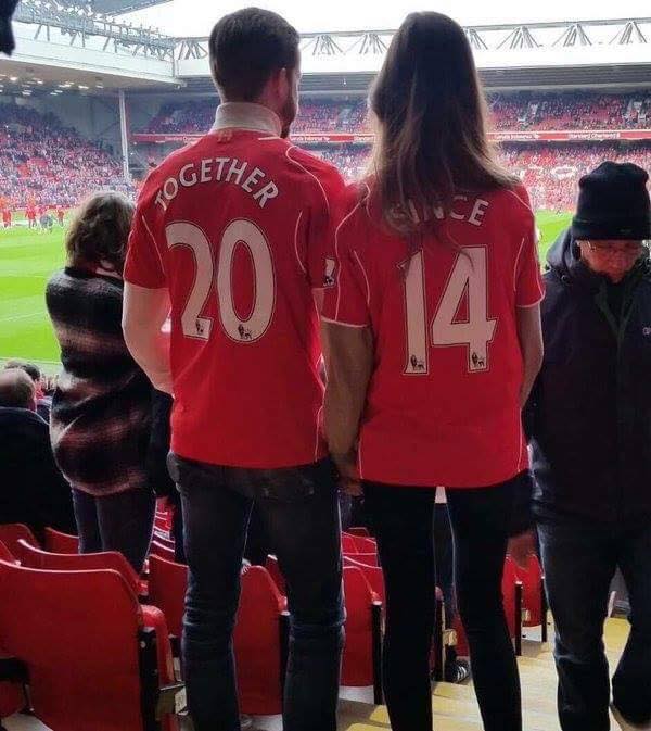 manchester united couple jersey
