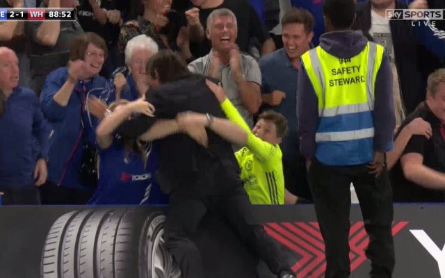 Antonio Conte celebrating