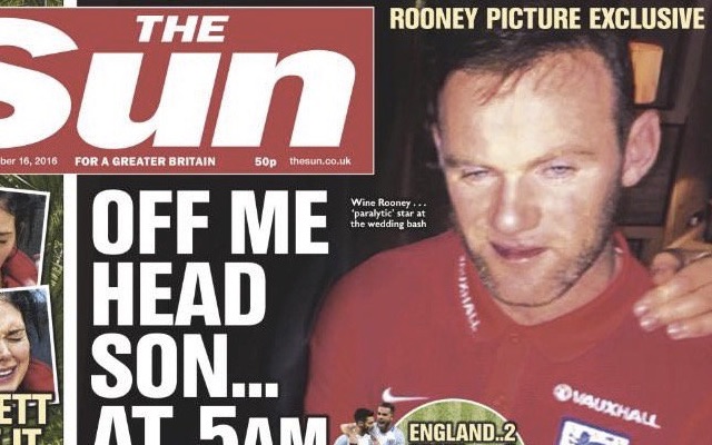 Photos) Wayne Rooney drunk on England duty