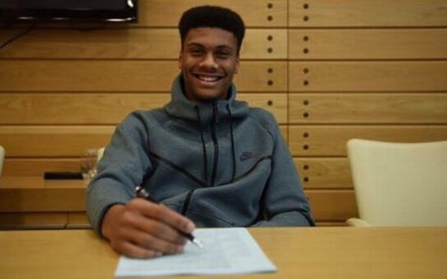 Kyle Jameson signs Chelsea contract