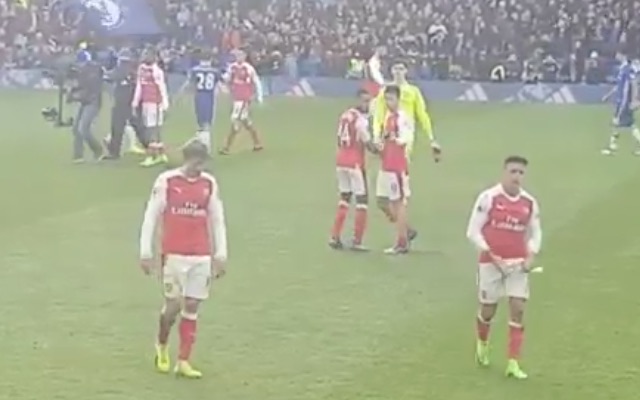 Alexis Sanchez snubs Arsenal fans at Chelsea
