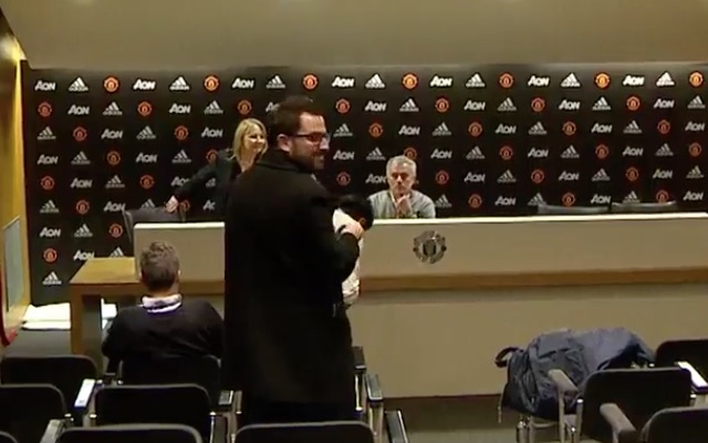 Jose Mourinho press conference lasts 20 seconds