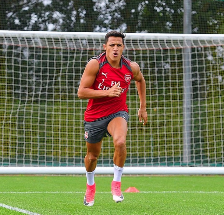 Alexis Sanchez in pre-season training with Arsenal