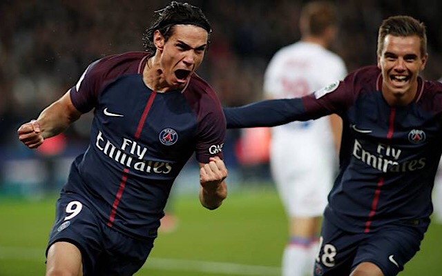 Chelsea target Edinson Cavani