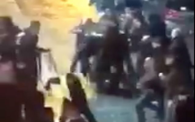 (Video) 10 arrests as clash erupts in Liverpool city centre