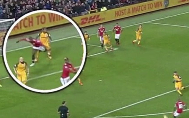 Romelu Lukaku kicks Gaeten Bong during Man United's 1-0 win over Brighton