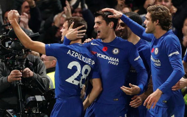 Chelsea celebrate Morata goal vs Man Utd