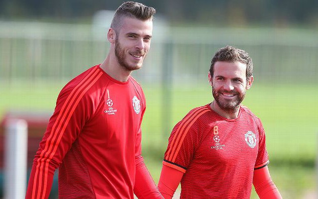 David de Gea and Juan Mata in Manchester United training