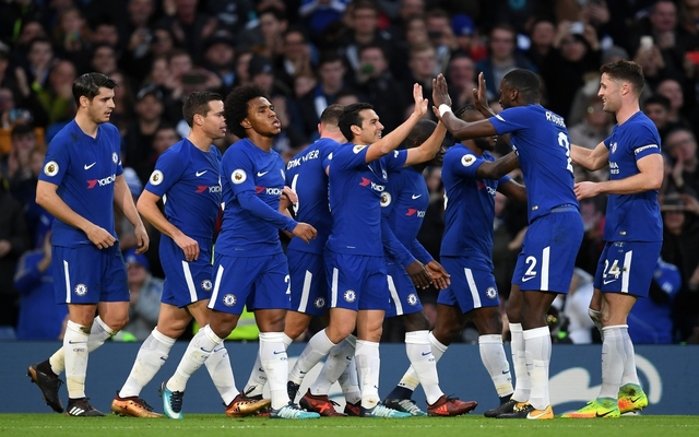 Chelsea celebrate vs Stoke
