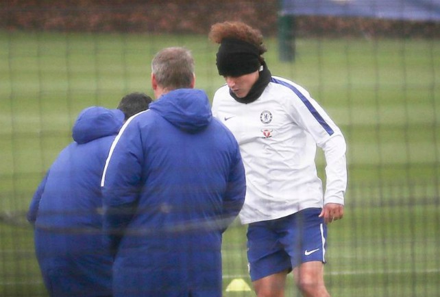 david luiz chelsea training alone