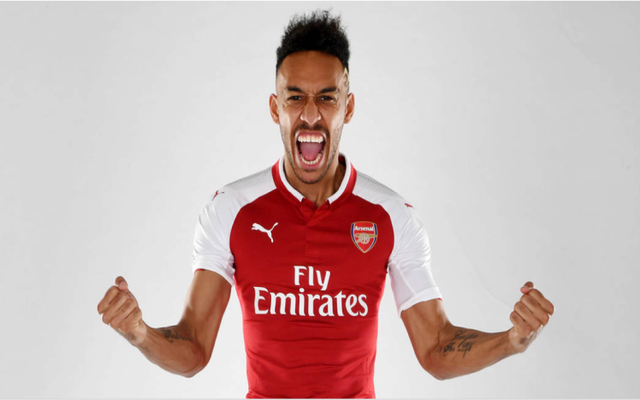 Aubameyang Arsenal Fly Emirates