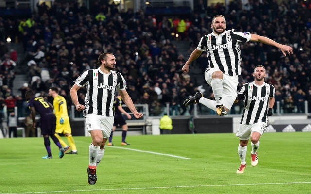 Higuain Juventus celebrates vs Tottenham