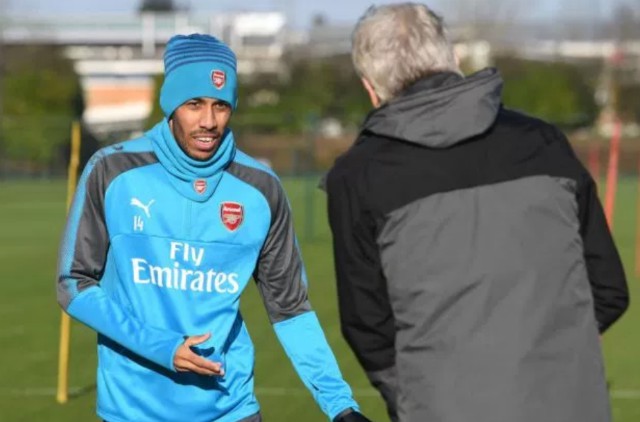 aubameyang wenger training