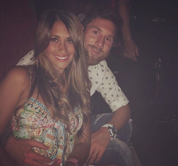 Antonella Roccuzzo poses with Lionel Messi and wrote: "About last night"