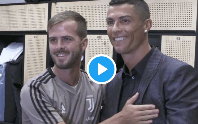 Cristiano Ronaldo meets Juventus teammates