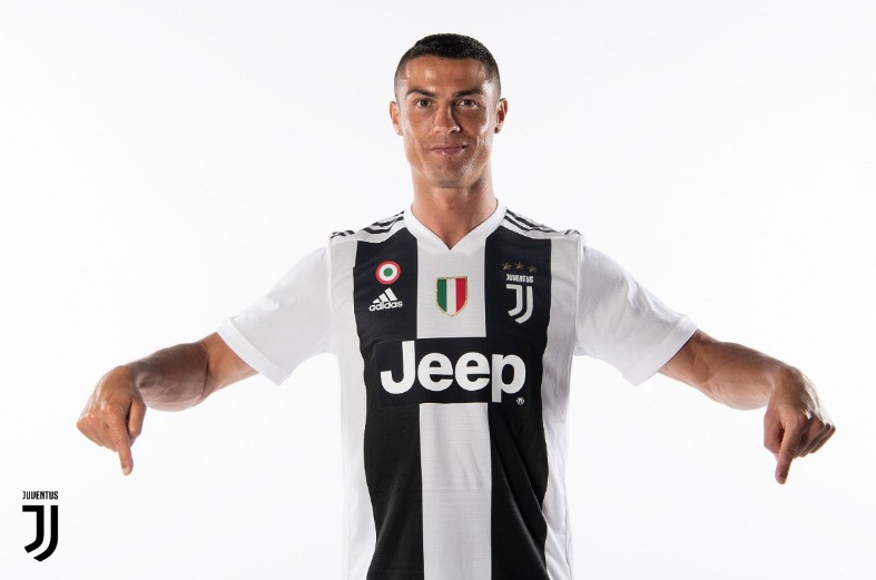 cristiano ronaldo juventus shirt