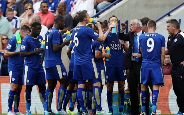 Leicester City players have Premier League water break in August 2015